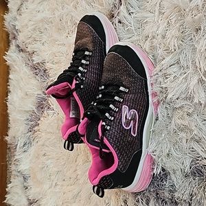 Sketchers luminators